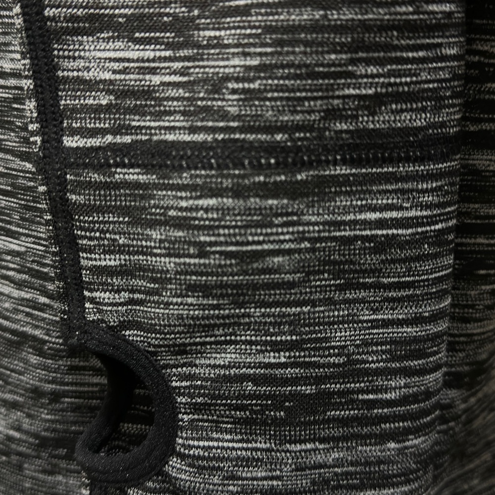 356 Lucky Brand |NWOT Space Dye Black Performance Long Sleeve VNeck Top (Size S) - Picture 8 of 14